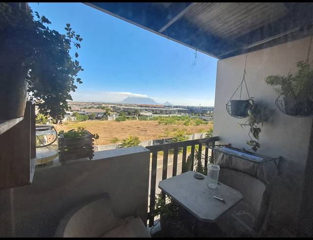 2 BEDROOM APARTMENT FOR SALE IN PARKLANDS EAST